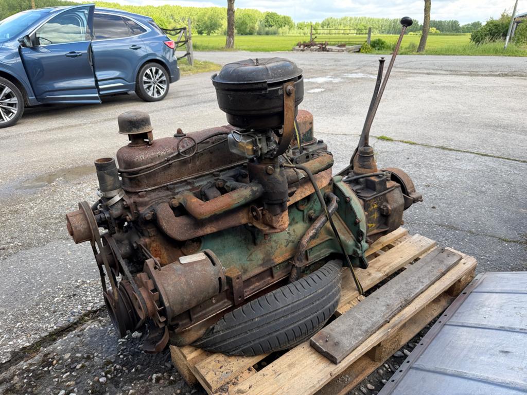Originele Ford F2 215 cid (3,5l) 6 cilinder met 4 bak, Auto-onderdelen, Ophalen, Gebruikt, Ford USA
