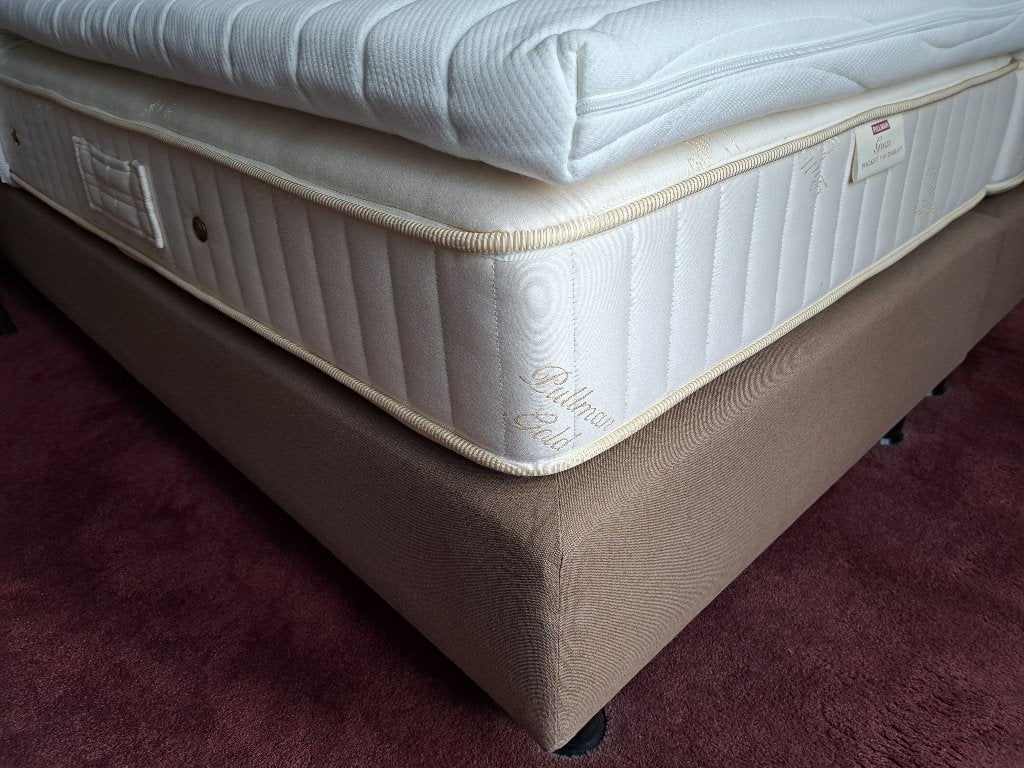 Royale luxe Pullman boxspring met matras, 2 x 1-persoons, Huis en Inrichting, Ophalen, Gebruikt, Bruin, 210 cm