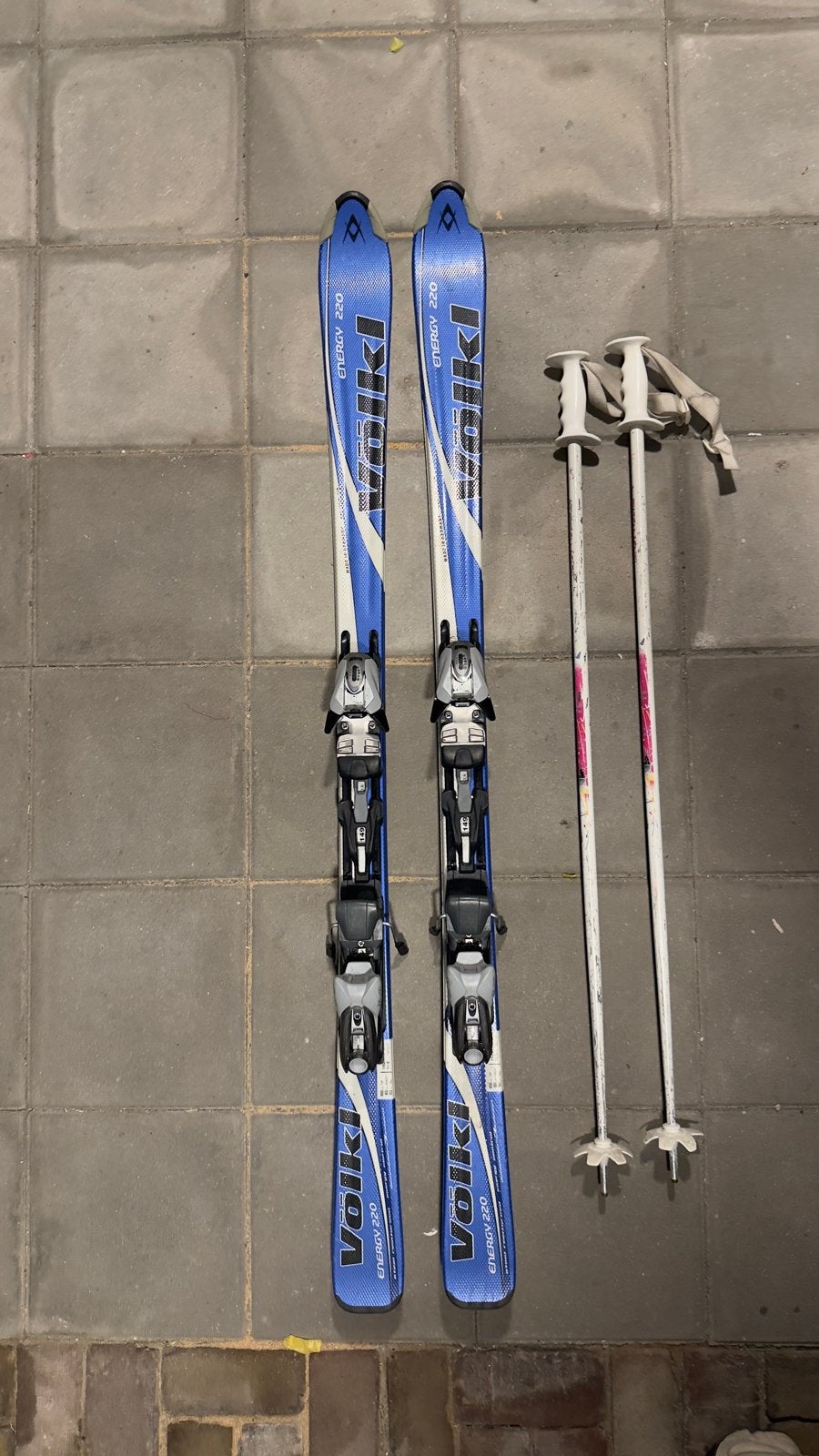 Volkl Energy 220 Ski's met stokken, 140 tot 160 cm, Gebruikt, Skiën, Ski's