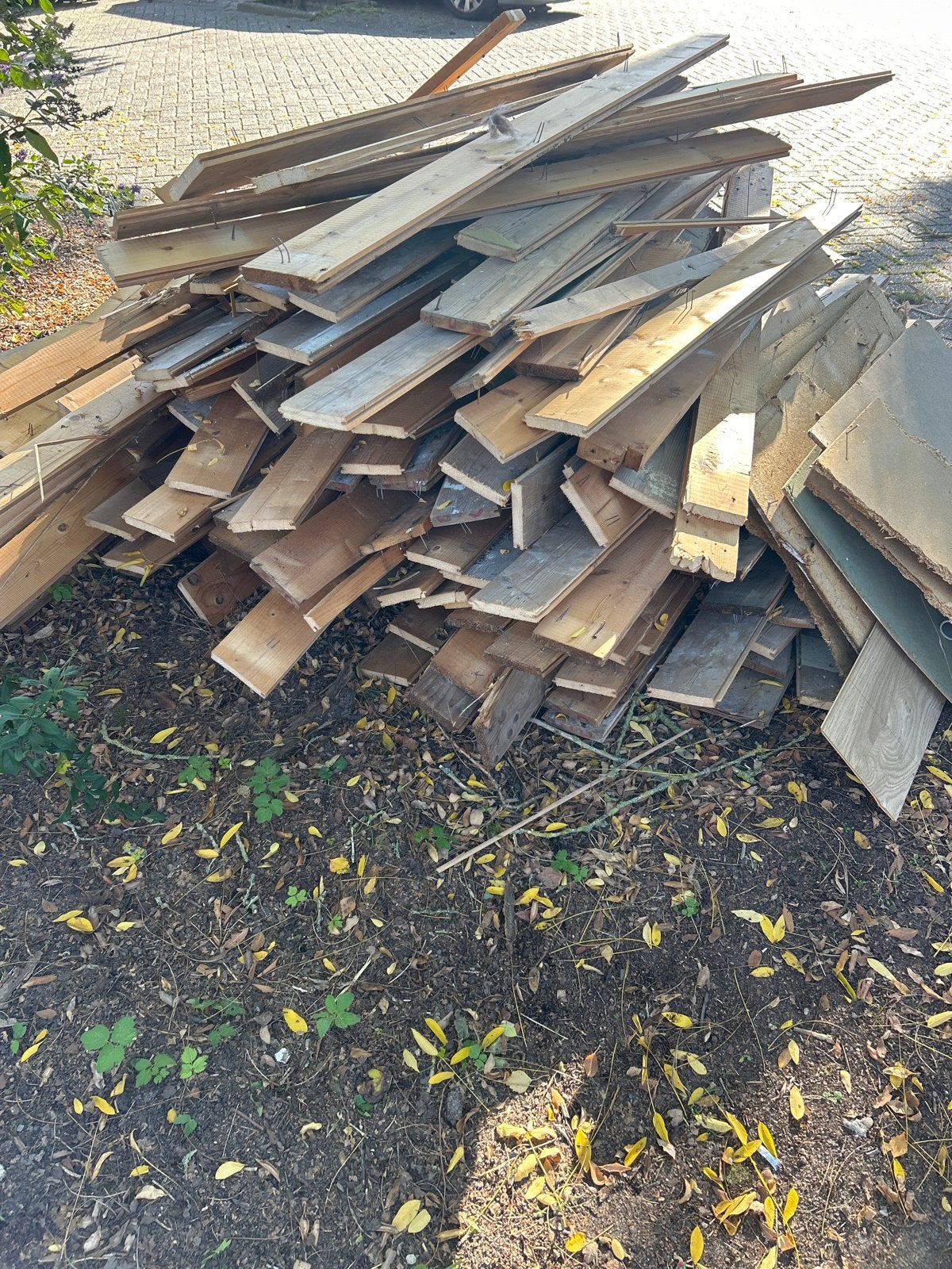Gratis af te halen: Houten stroken voor haard, Gebruikt, Minder dan 25 mm, Plank, Minder dan 200 cm