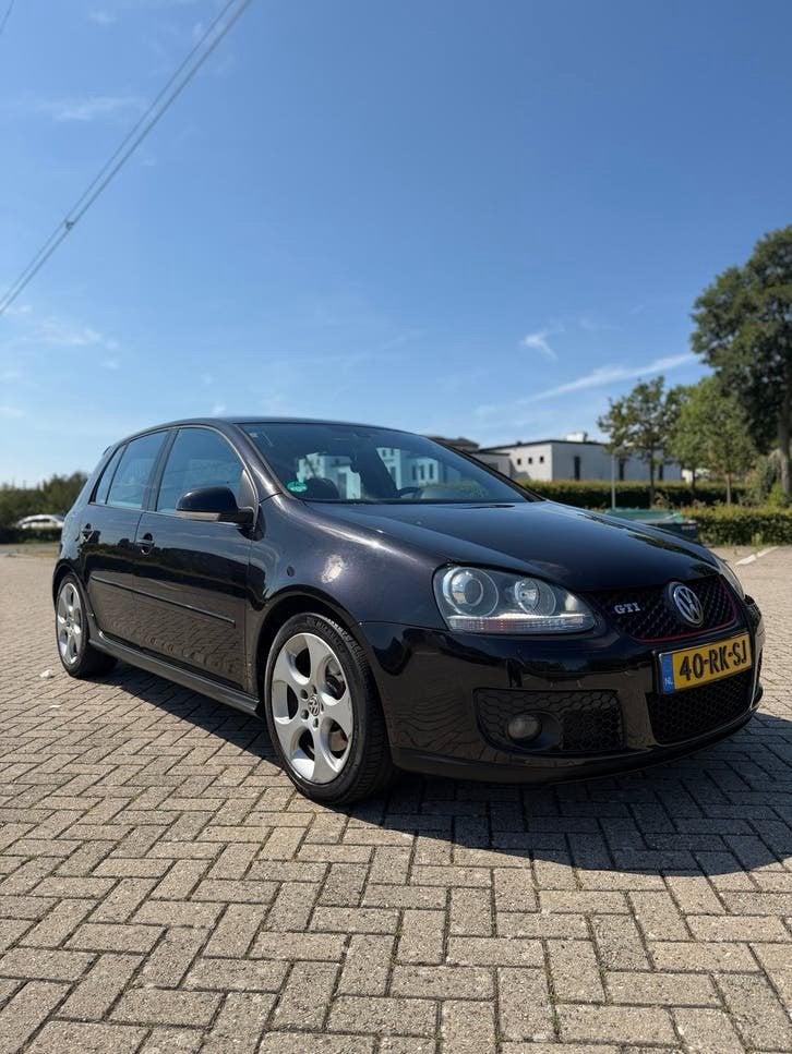 Volkswagen Golf 2.0 GTI DSG/NAP/XENON/NL ORGINEEL, 4 cilinders, 1984 cc, Alcantara, Zwart