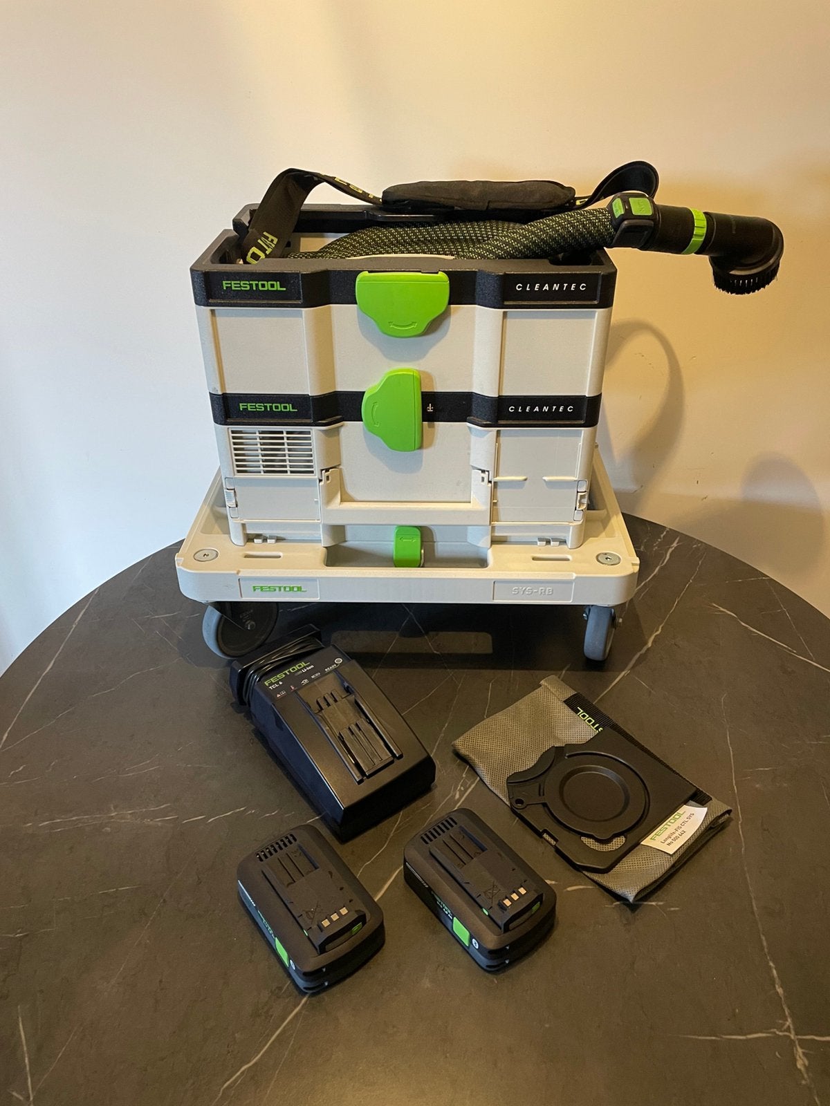 Festool stofzuiger, Ophalen, Zo goed als nieuw