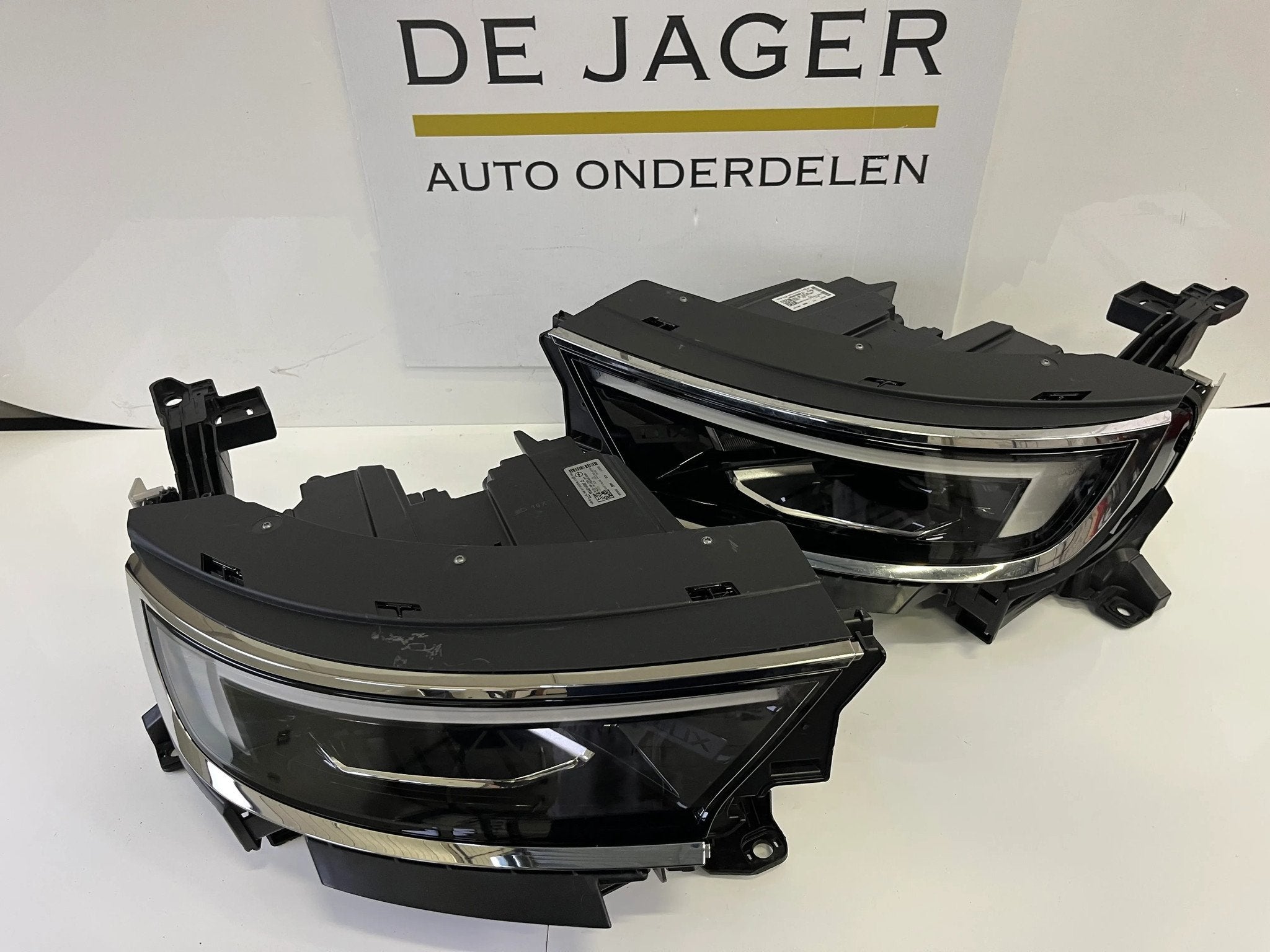 OPEL MOKKA B II LED KOPLAMPEN SET 9834016880 9834016680, Auto-onderdelen, Gebruikt, Opel Automobile GmbH, Ophalen of Verzenden