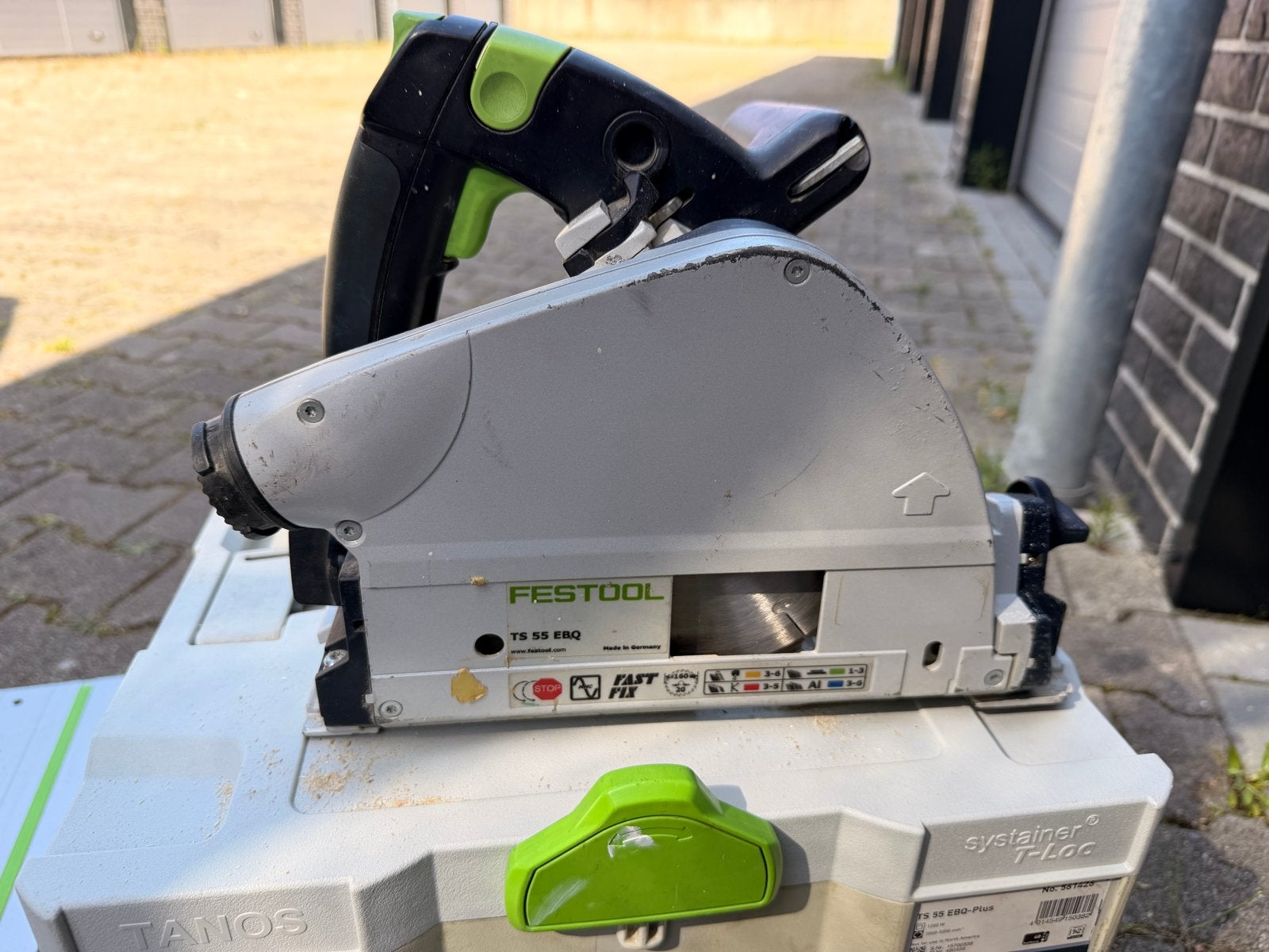 Festool TS55 EBQ invalzaag met nieuwe rail en geslepen blad, Ophalen, Gebruikt, Invalzaag, 30 tot 70 mm
