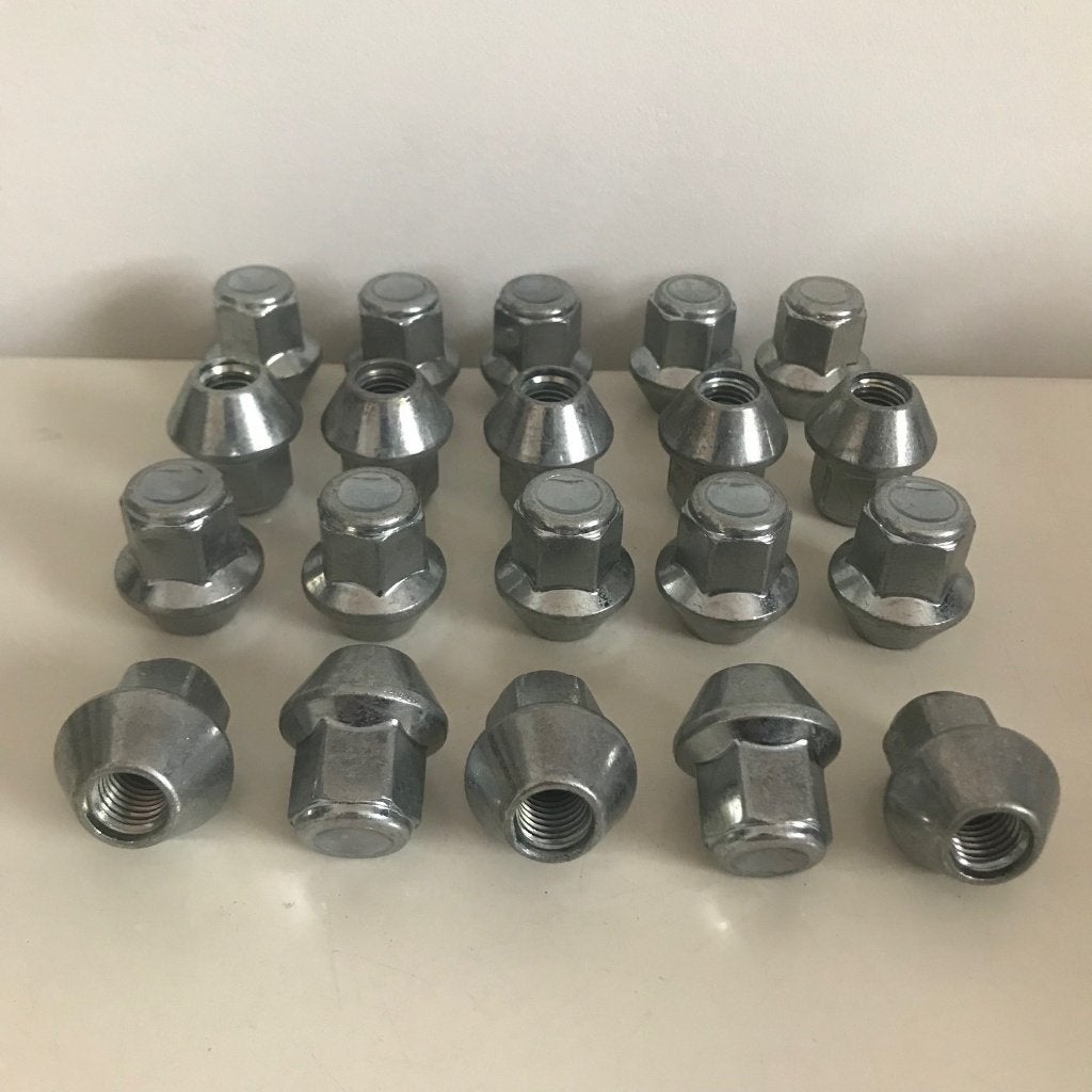 Nieuwe set wielmoeren Volvo oud type lichtmetalen velgen, Ophalen of Verzenden, Nieuw
