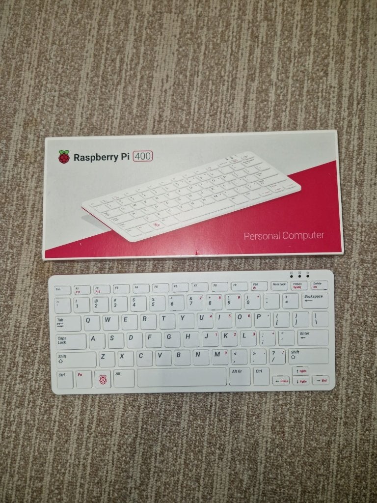Raspberry Pi 400 Personal Computer, Minder dan 2 Ghz, Ophalen of Verzenden, Zo goed als nieuw, 4 GB