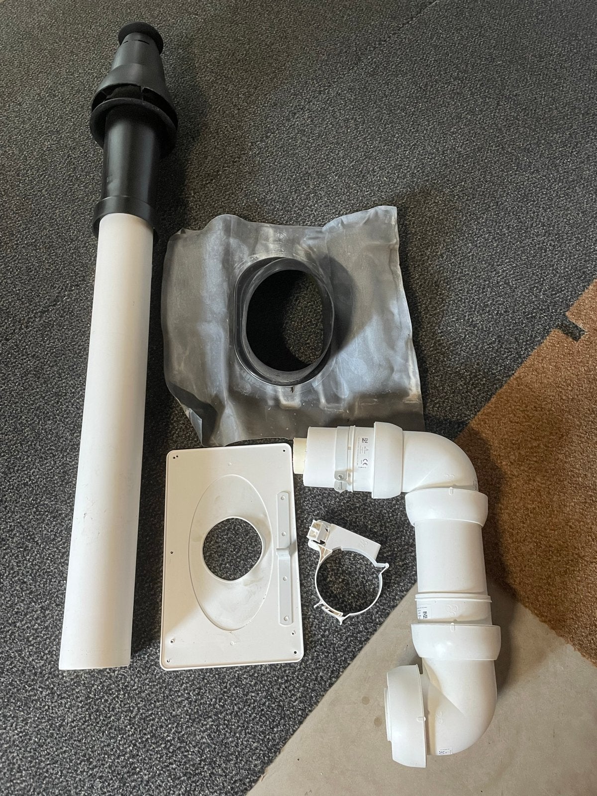 Ventilatiekanaal en dakdoorvoer set, Ophalen of Verzenden, Gebruikt, Ventilator en Afzuiger