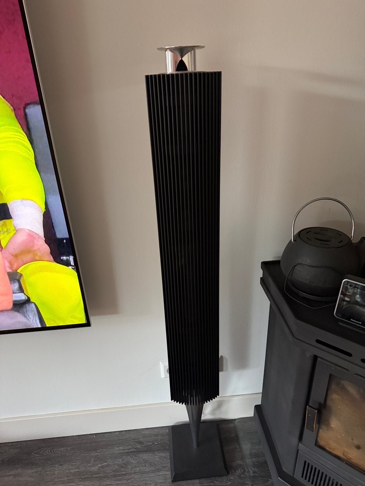 Bang & Olufsen BeoLab 18 ALU/ZWARTE FRONTEN, Vloerstaande luidspreker, WiFi, Zo goed als nieuw, Bang & Olufsen