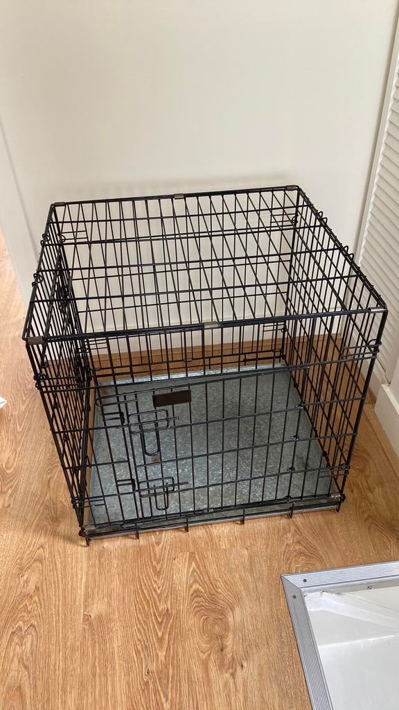 Hondenbench, Dieren en Toebehoren, Hondenhokken, Ophalen of Verzenden, Zo goed als nieuw, Minder dan 75 cm, Minder dan 65 cm