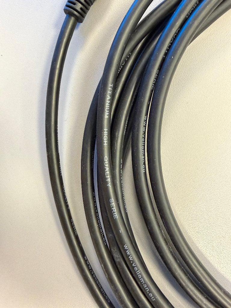 ✅ Velleman Titanium High Quality Serie subwoofer-kabel 5 mtr, Ophalen of Verzenden, Zo goed als nieuw, 5 tot 10 meter, Interlink-kabel