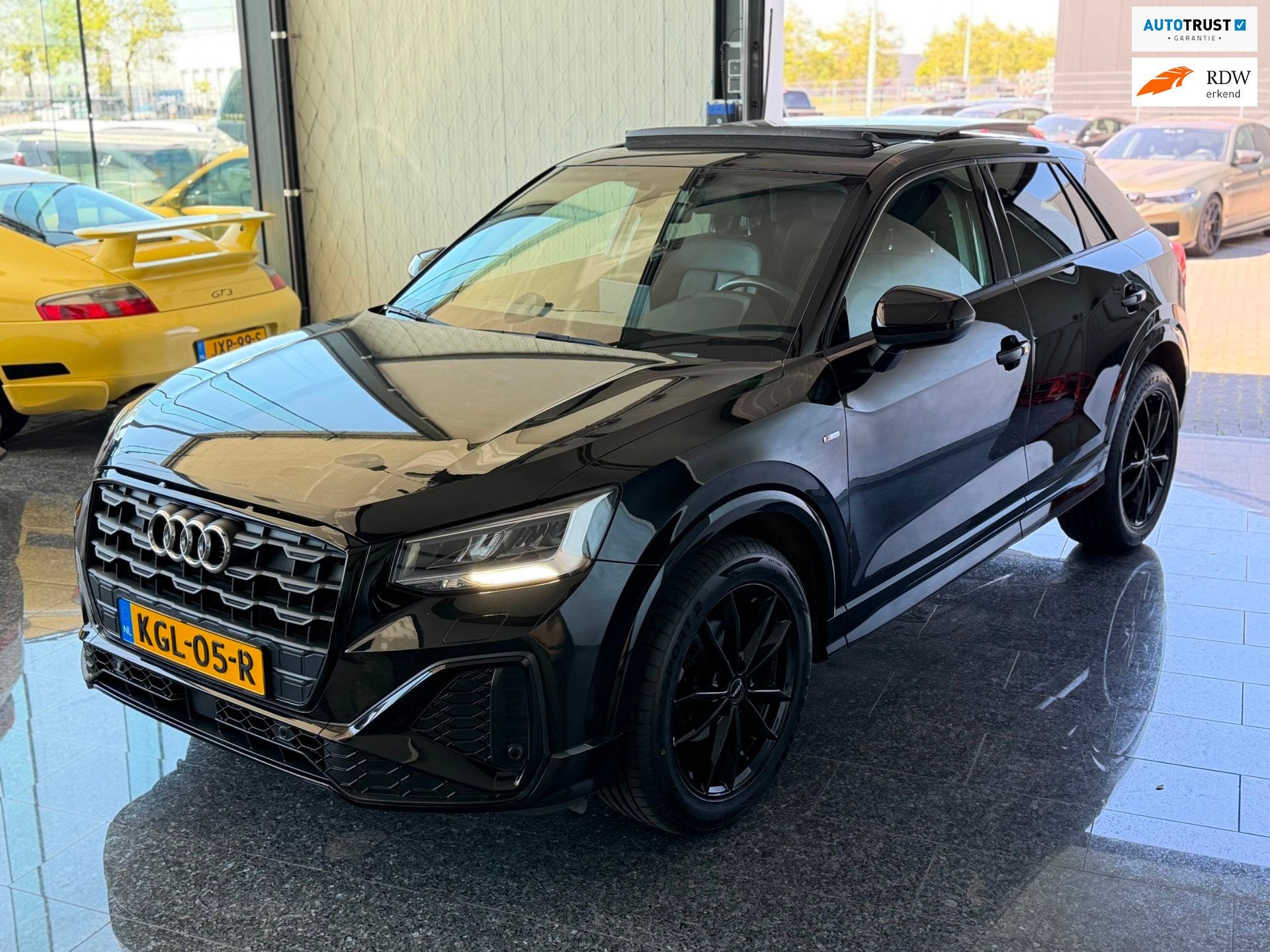 Audi Q2 35 TFSI S Edition S-Line 2021 Pano / Leer / Automaat, Auto's, Audi, Dealer onderhouden, 4 cilinders, 150 pk, Zwart