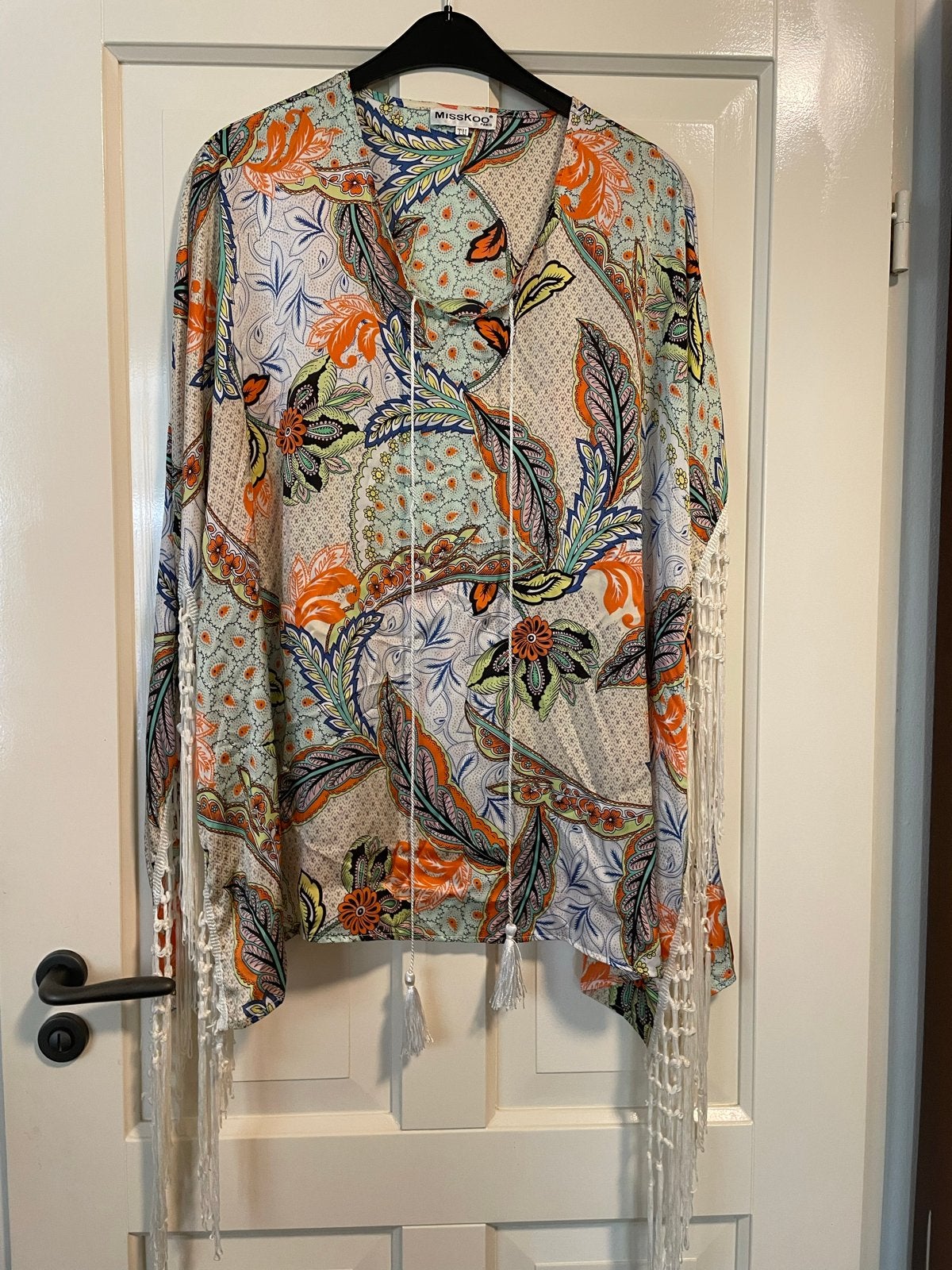 MissKoo Paris Kimono/Blouse met kwastjes Maat 50/52, Ophalen of Verzenden, Zo goed als nieuw, Meerkleurig, Blouse of Tuniek
