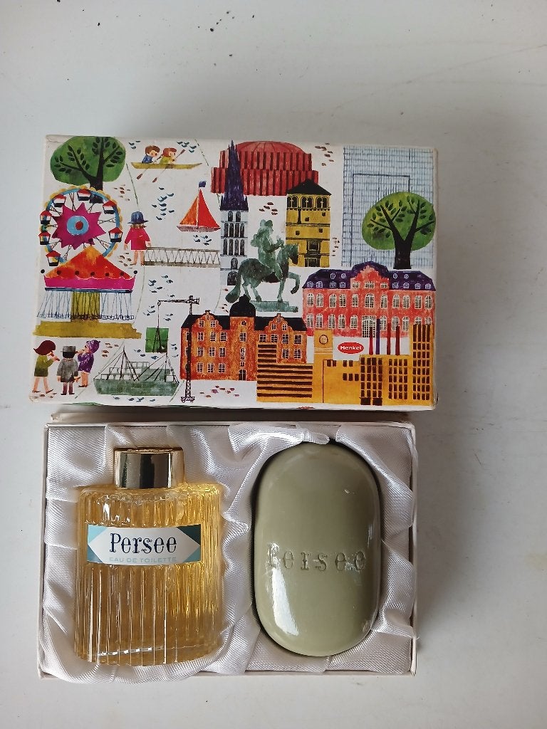 RARITEIT !!!! geschenkverpakking Henkel : Persee eau de, Verzenden, Nieuw, Parfumfles, Gevuld