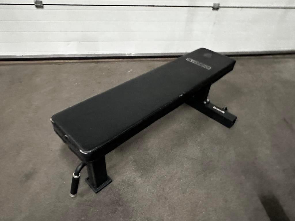 Sidea Vlakke Bench , Vlak Fitness Bankje met Wieltjes, Ophalen, Gebruikt, Fitnessbank