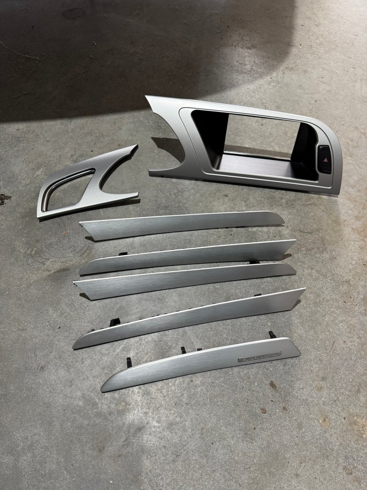 Audi A4 B8 geborsterd aluminium inleg lijsten, Auto-onderdelen, Ophalen, Audi, Bumper