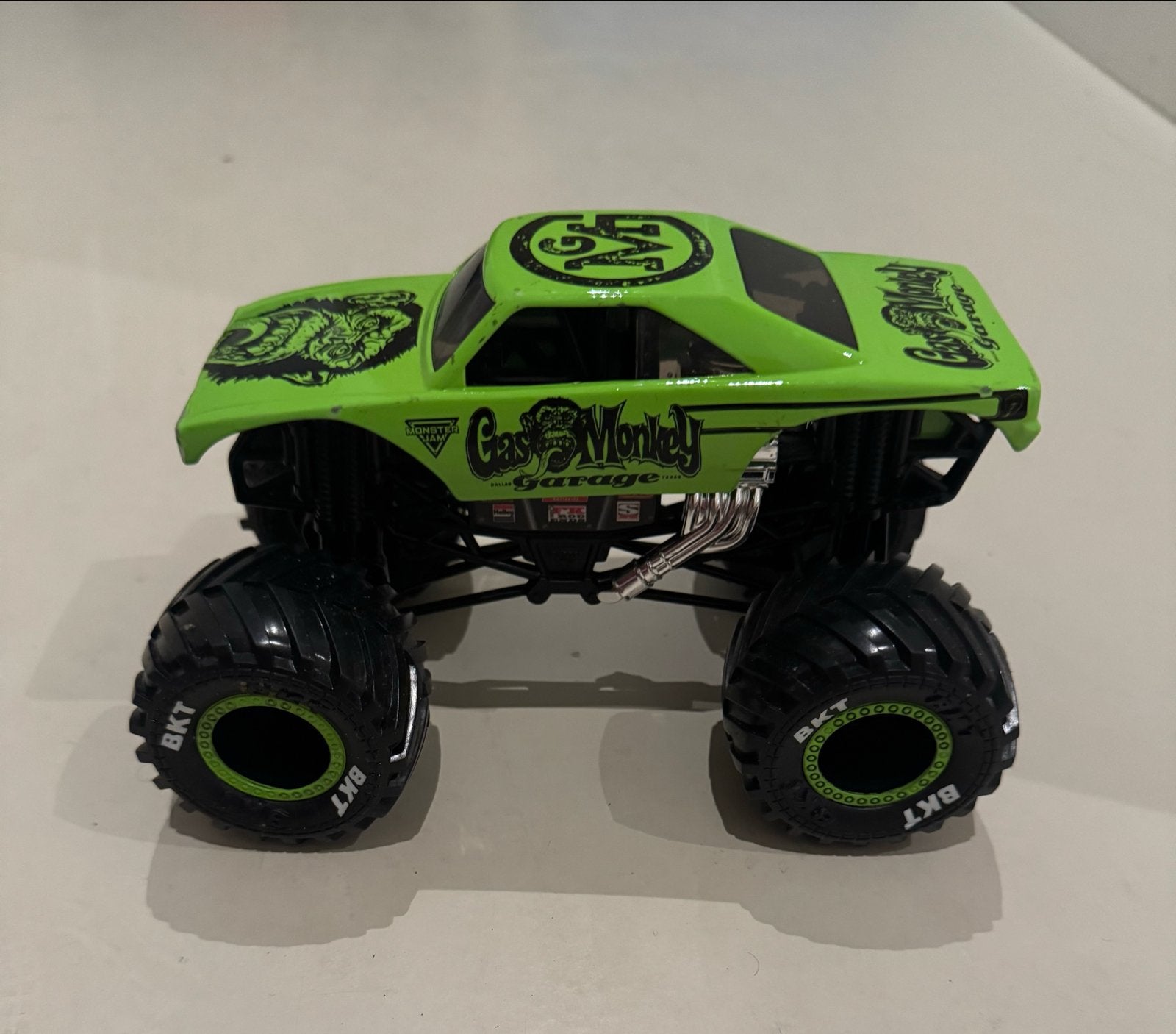 Monster Jam // Gas Monkey Garage - 1:24, Ophalen of Verzenden, Zo goed als nieuw