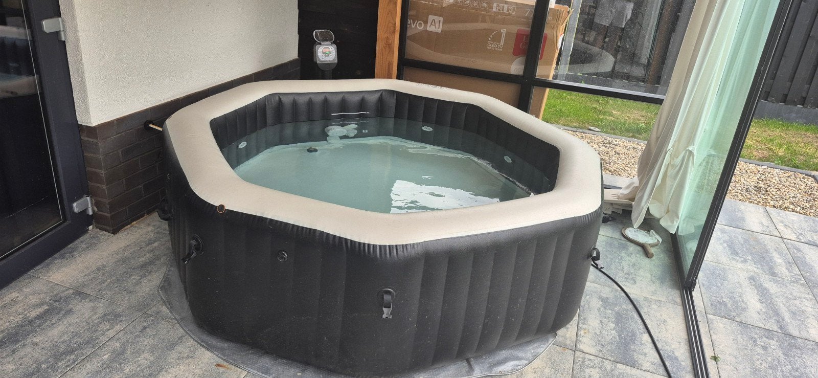 Intex Pure Spa 6 personen, Ophalen, Gebruikt, Filter, Opblaasbaar