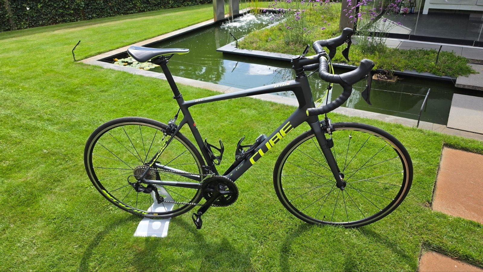 Cube Attain Racefiets GTC Full Carbon - 60  z.g.a.n., 28 inch, Carbon, Zo goed als nieuw, 57 tot 61 cm