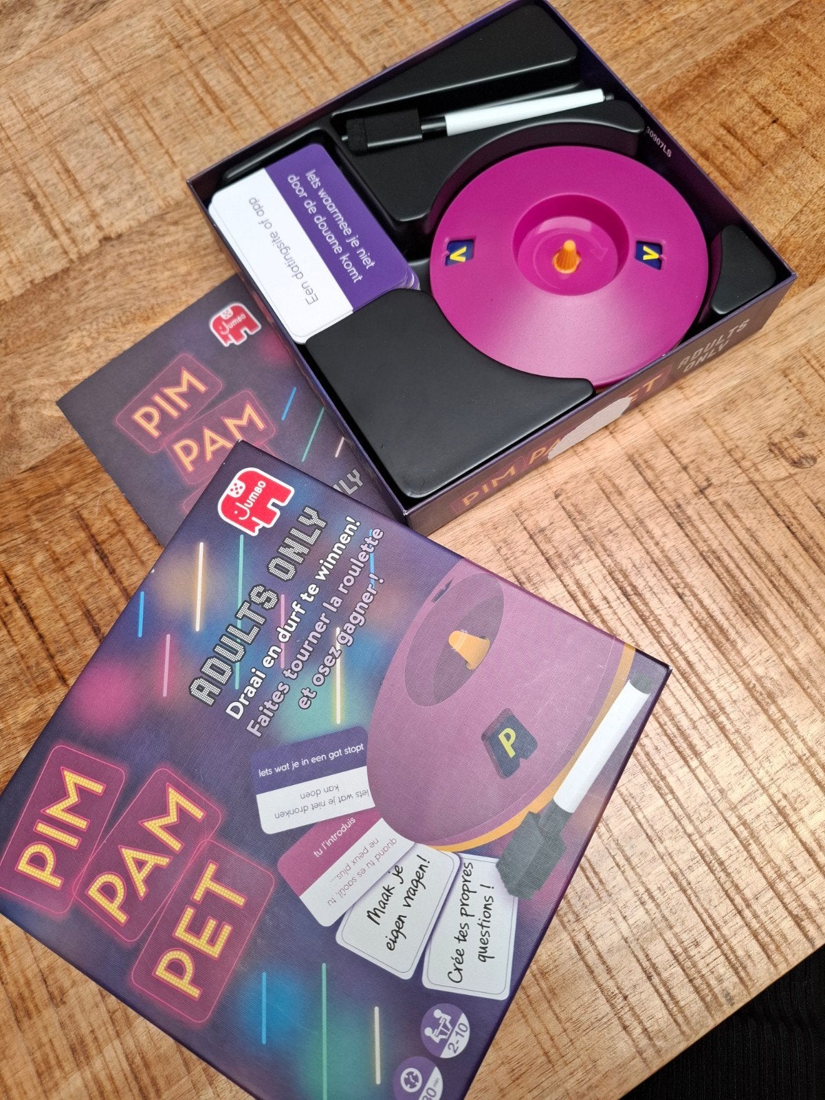 Pim Pam Pet Adults Only - Het hilarische partyspel, Vijf spelers of meer, Ophalen of Verzenden, Zo goed als nieuw, Jumbo