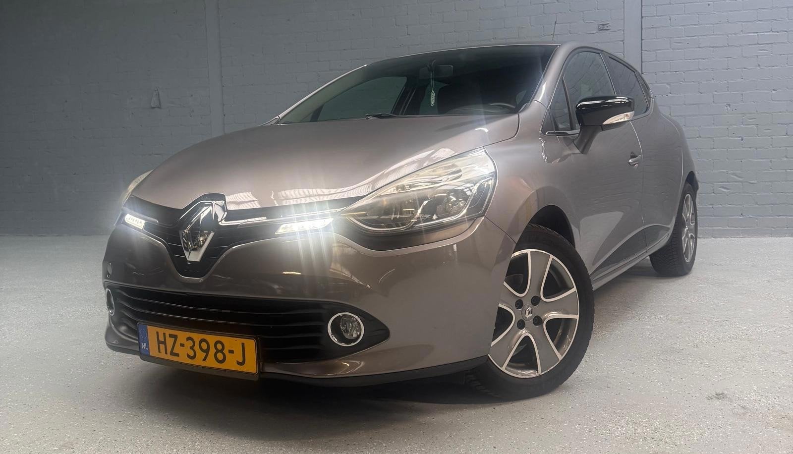 Renault Clio 0.9 TCe ECO Night&Day | Nap | Airco | Pdc | Blu, Auto's, Renault, Bedrijf, Te koop, Clio, ABS, Airbags, Airconditioning