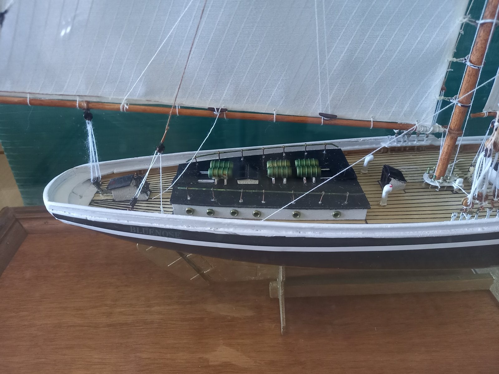 Gedetailleerd scheepsmodel van de Bluenose schoener (rek3), Ophalen, Zo goed als nieuw, Groter dan 1:32, Overige merken