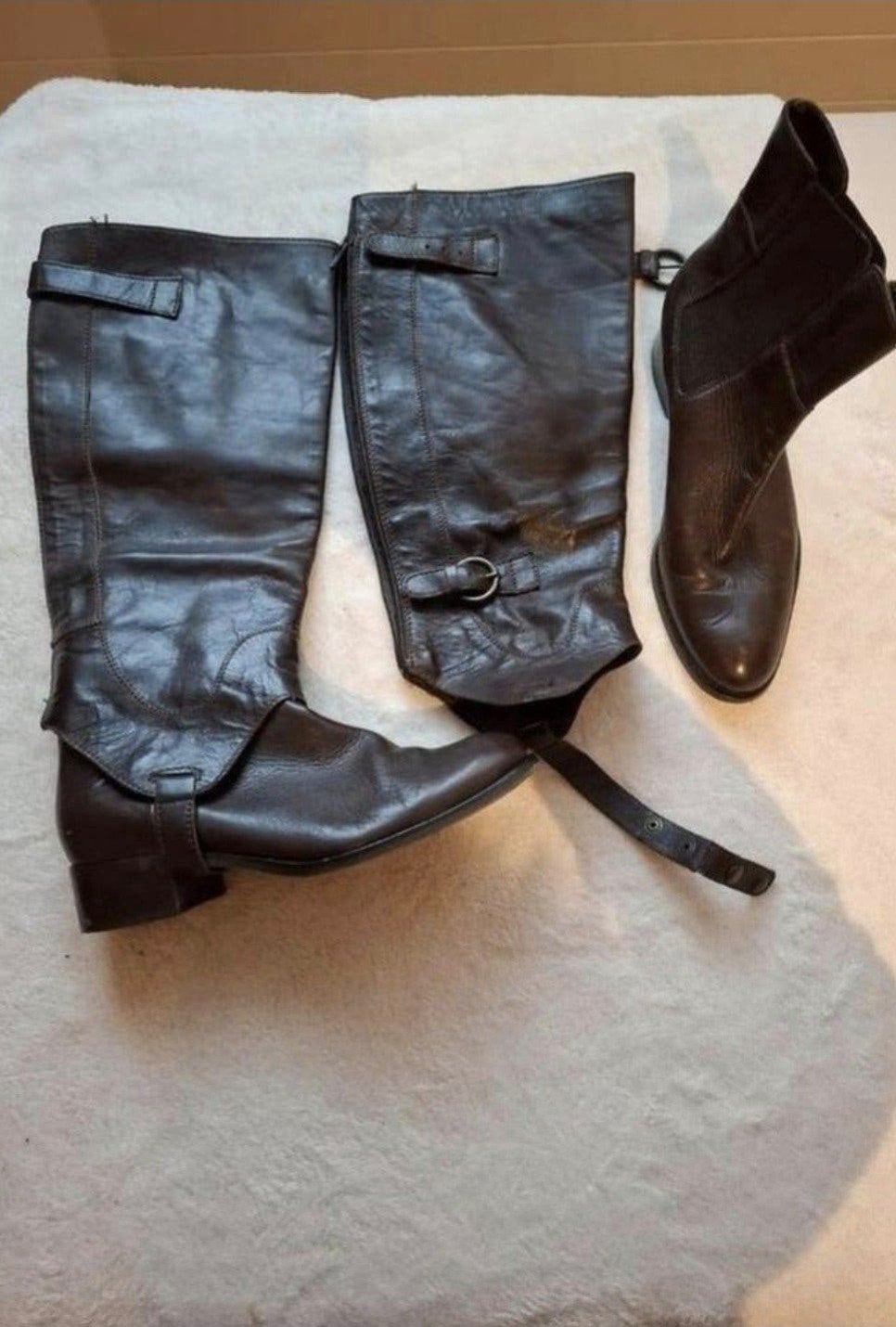 prachtige hoge kwaliteitsleer modieuze laarzen bruin Bitter, Kleding | Dames, Hoge laarzen, Bruin, Ophalen of Verzenden, Zo goed als nieuw