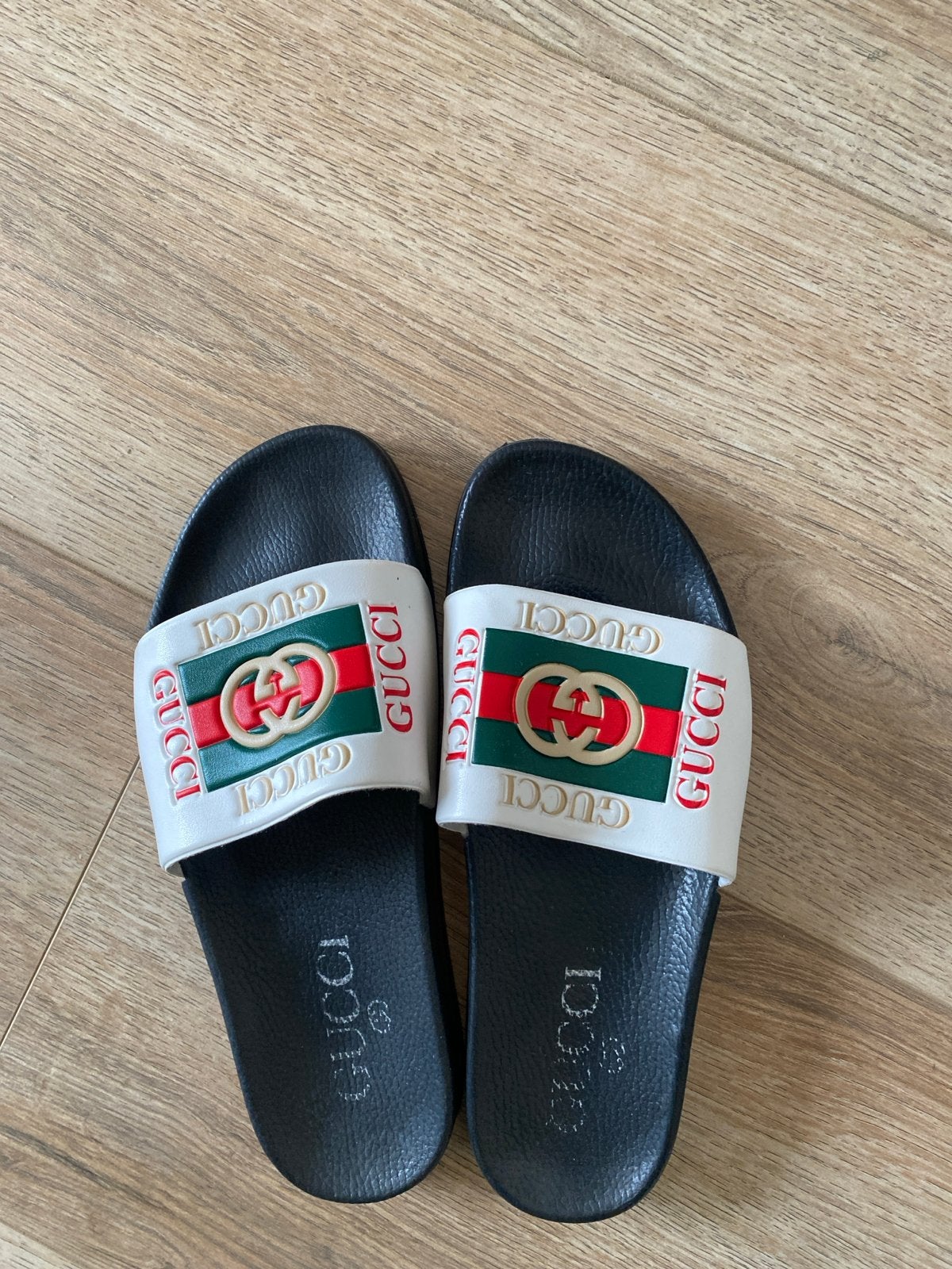 Gucci slippers maat 41, Ophalen of Verzenden, Nieuw, Zwart, Slippers