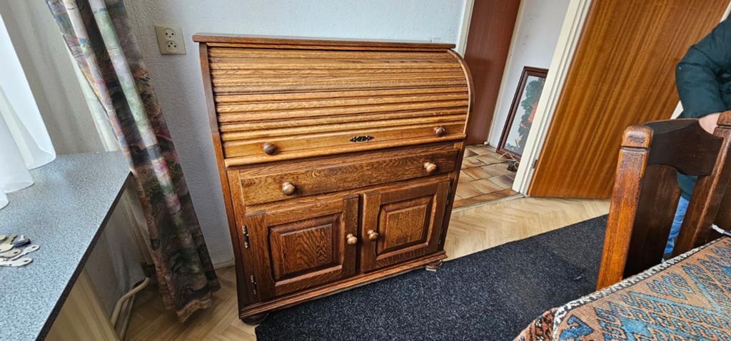 Bureau, Ophalen