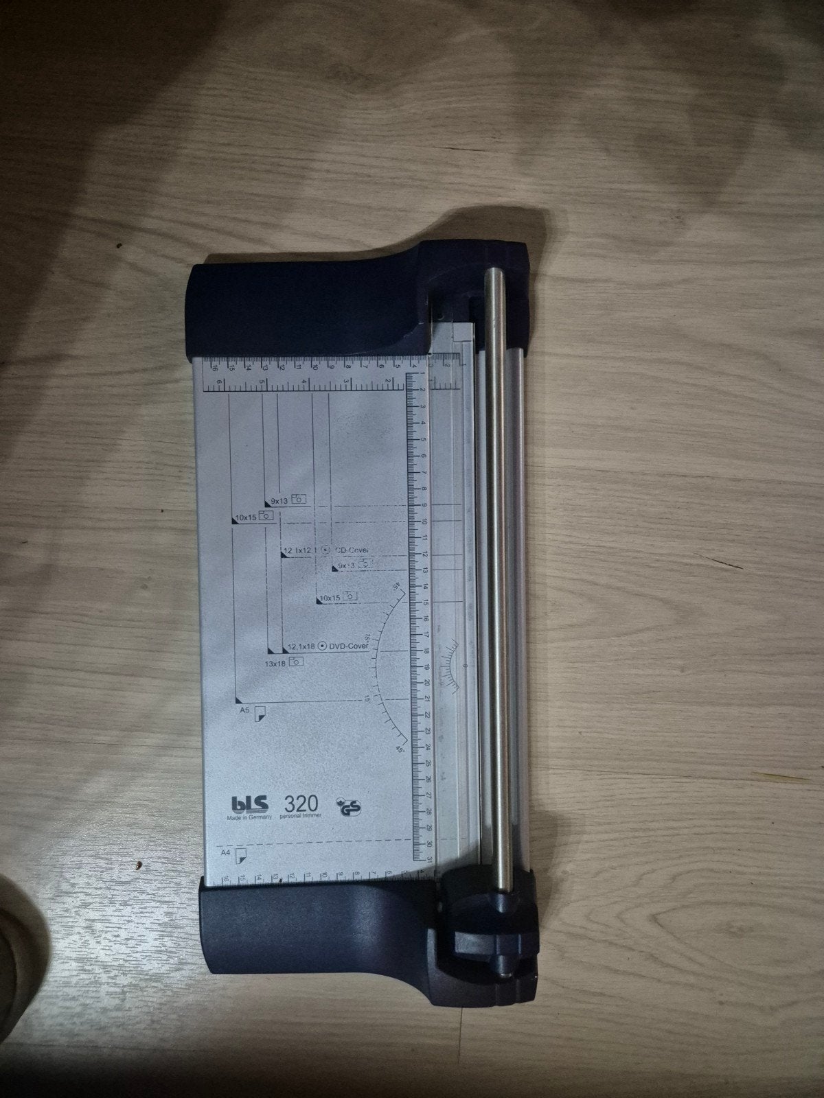 - Papier Snijmachine, Ophalen of Verzenden, Gebruikt, Overige typen