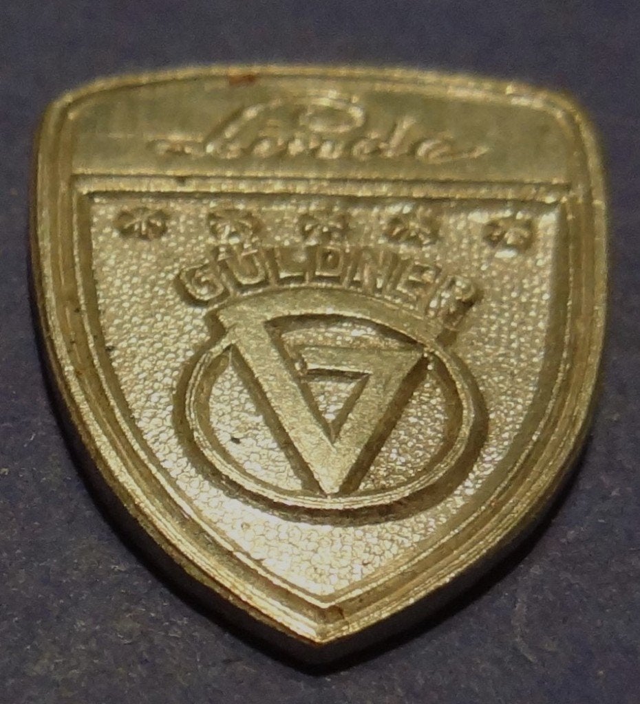 Te Koop Gevraagd Linde Guldner zie Foto, Verzenden, Zo goed als nieuw, Transport, Speldje of Pin