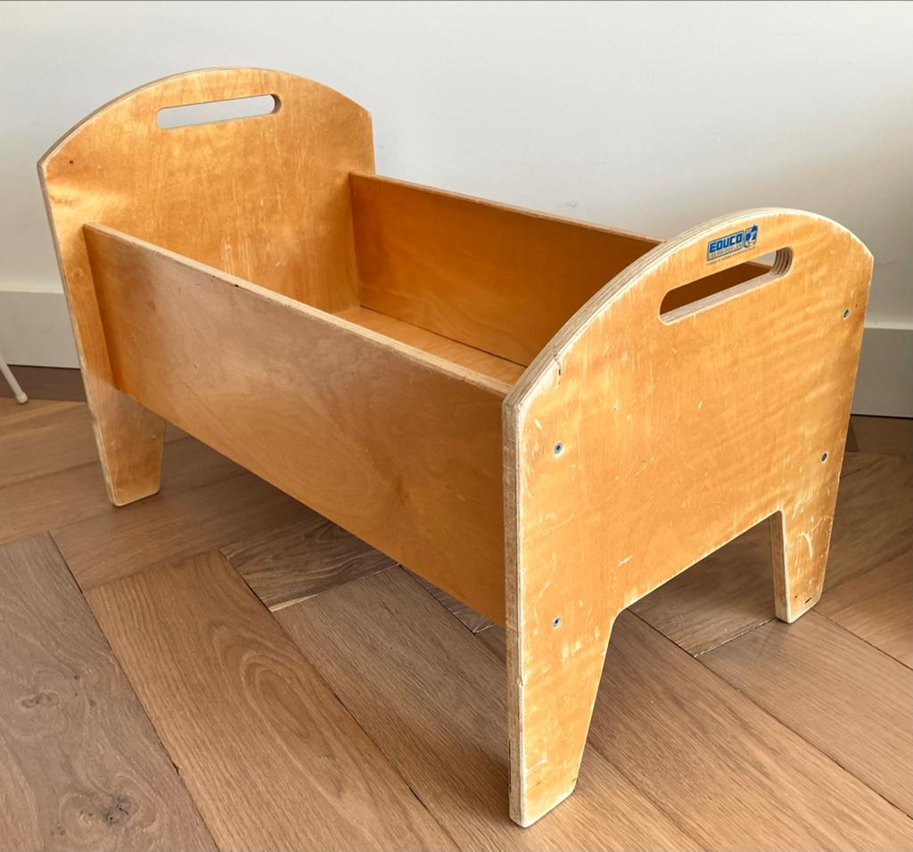 Educo poppenbed houten speelgoed mooie maat!, Ophalen, Gebruikt, Meubelstuk of Keukentje