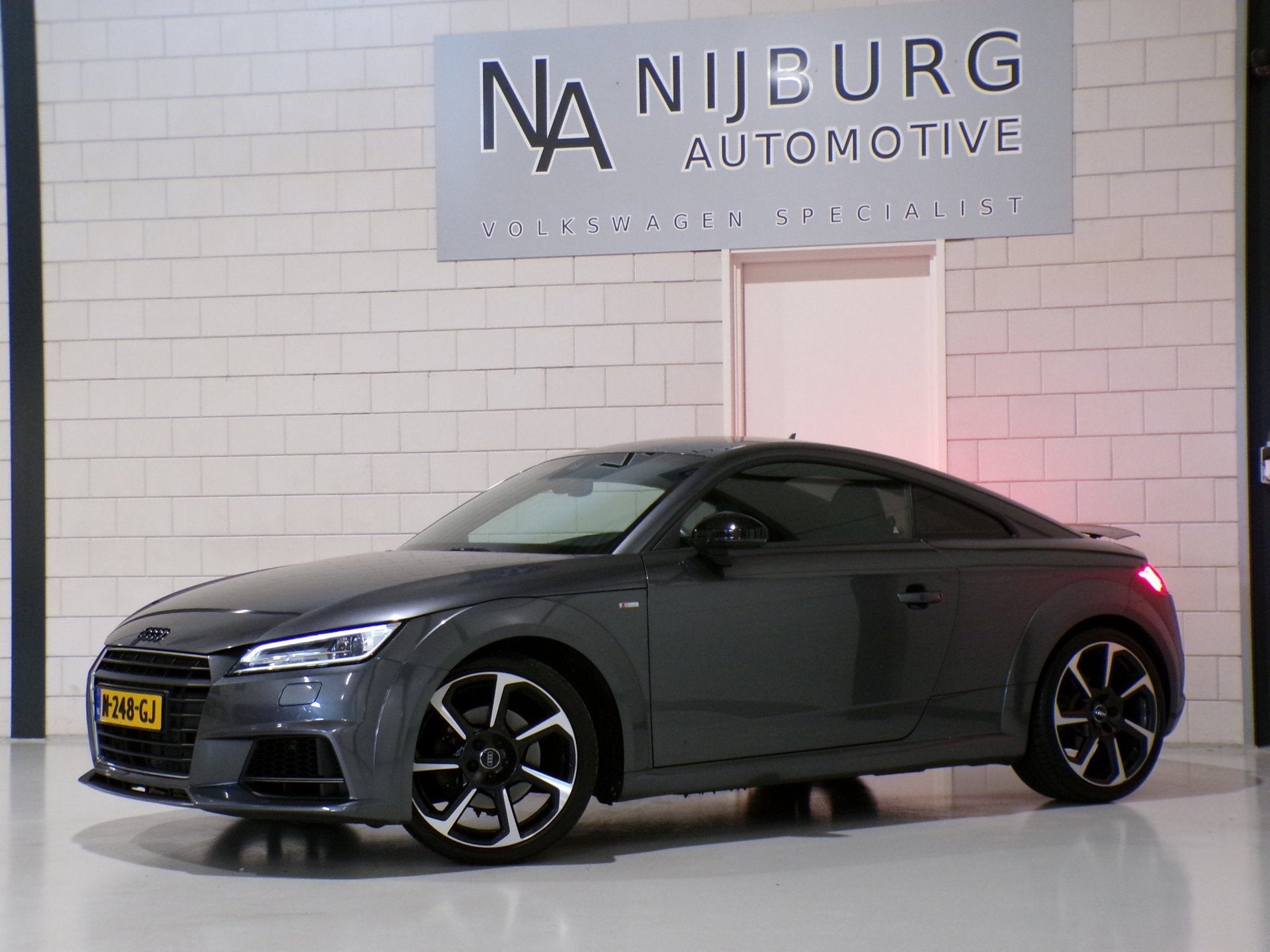 Audi TT 1.8 TFSI S-Line "Automaat" 2x S line Apple-Carplay S, Auto's, Audi, TT, Gebruikt, Euro 6, 4 cilinders