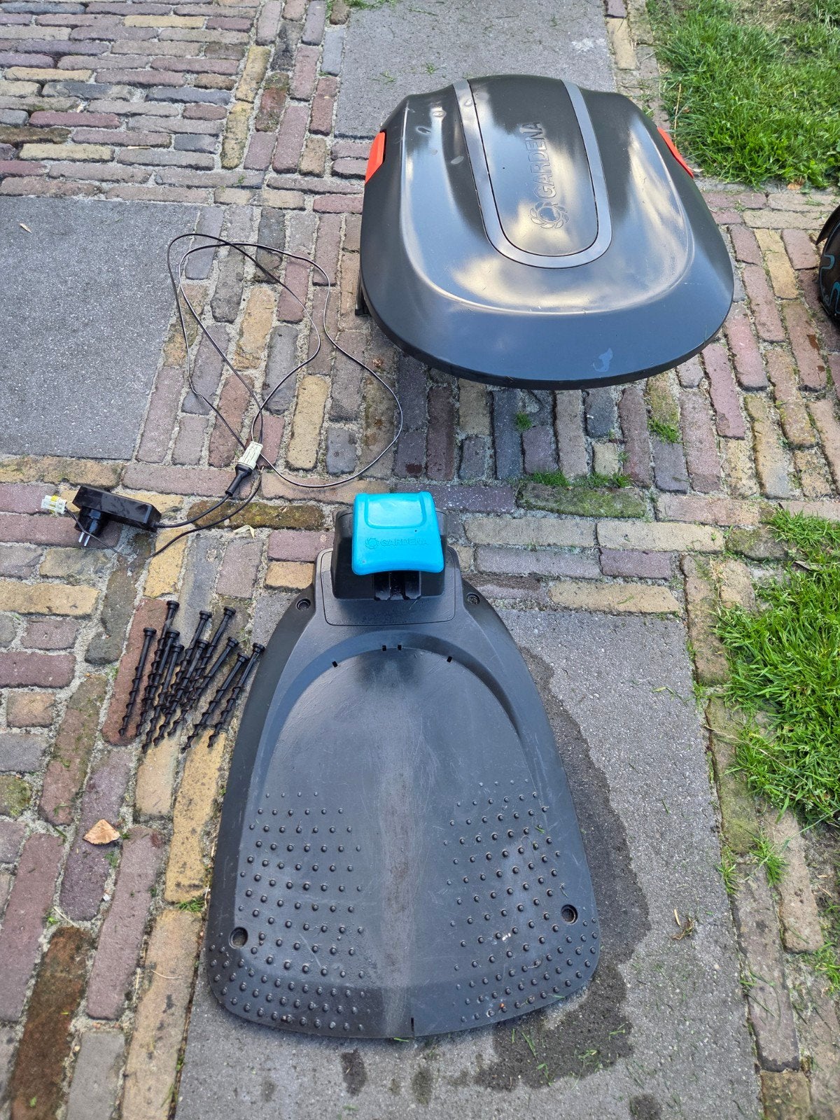 Gardena Sileno Minimo Robotmaaier 250m2, Tuin en Terras, Robotmaaiers, Ophalen, Bestuurbaar via app, Zo goed als nieuw, 20 tot 25 cm