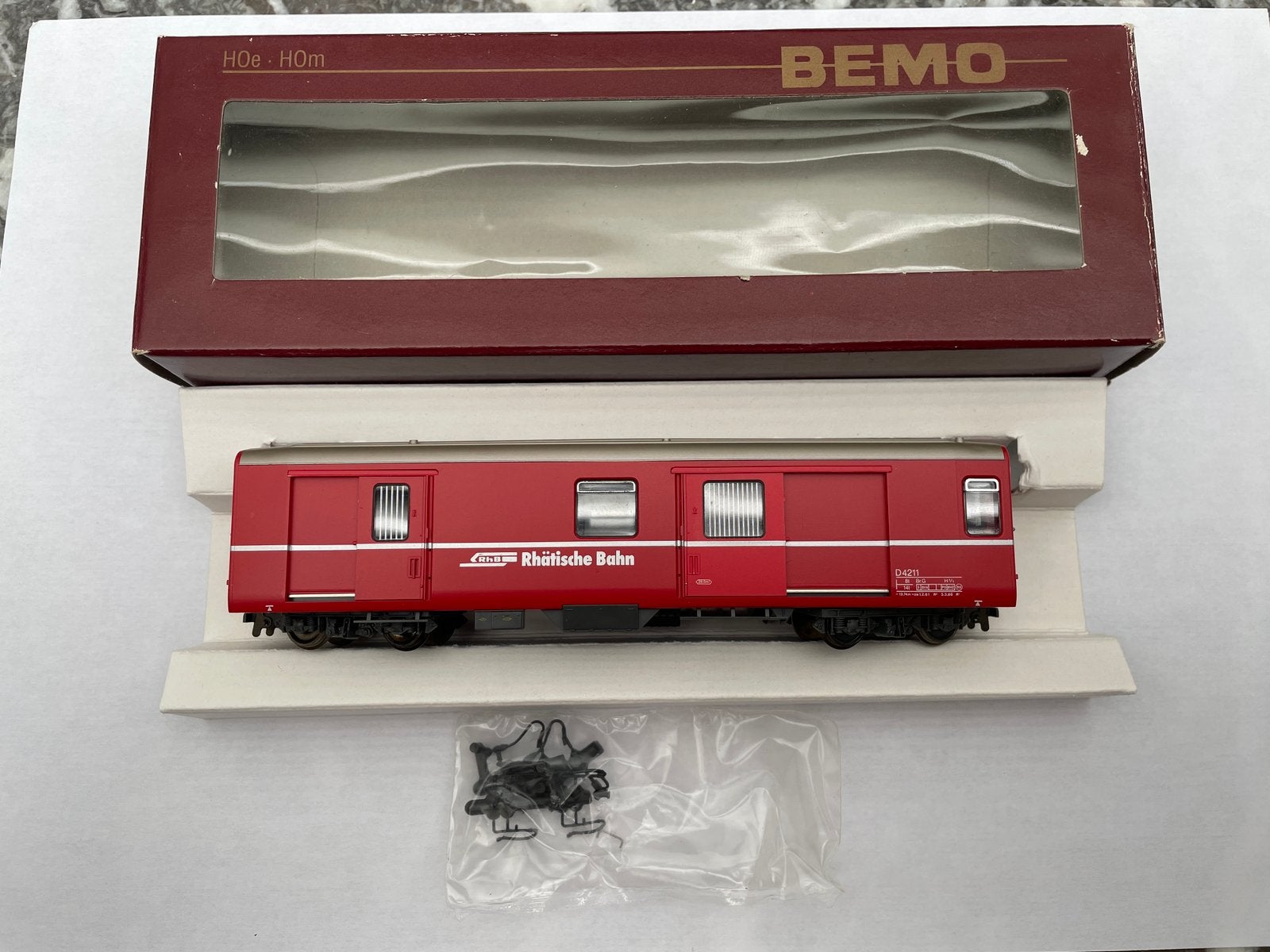 Bemo H0m RhB bagagerijtuig D 4211 - 3269 121, Overige merken, Gelijkstroom, Wagon, Ophalen of Verzenden