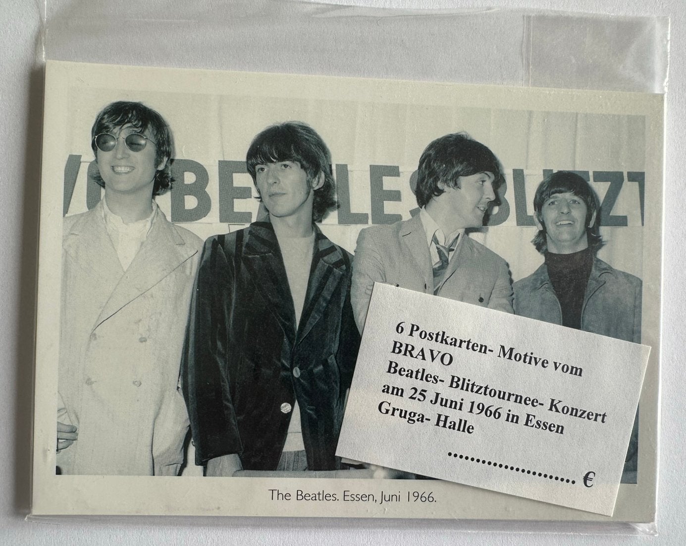 The Beatles -Essen 1966 ( 6 foto’s), Ophalen of Verzenden, Zo goed als nieuw, Foto of Kaart