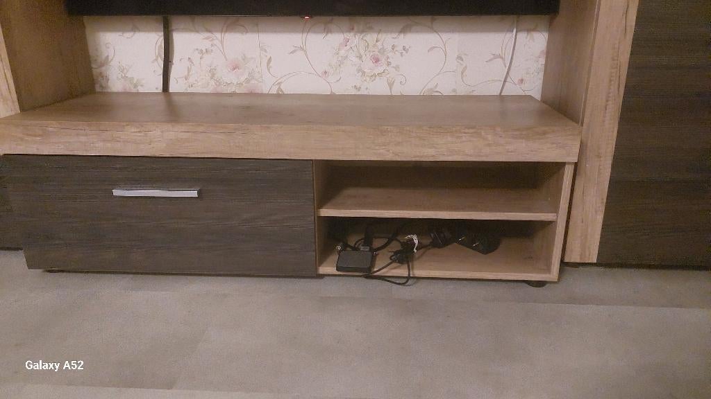 Woonkamer meubel set, tafel, tv meubel, vitrine kast, Ophalen, Met deur(en), Woonkamer set, Zo goed als nieuw
