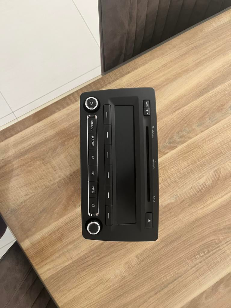 Skoda yeti autoradio, Ophalen of Verzenden, Zo goed als nieuw