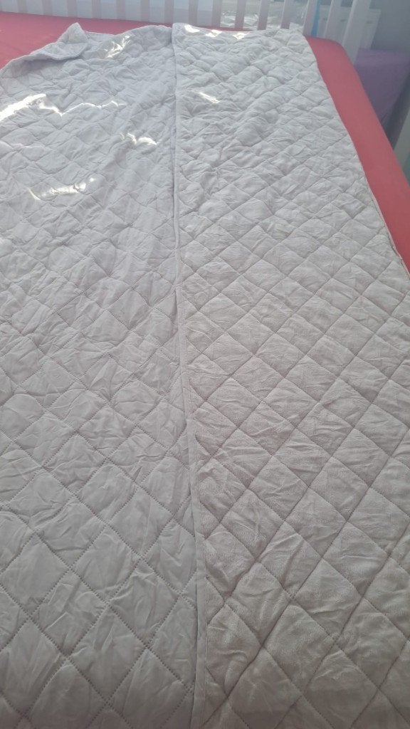 2-in-1 Bedsprei / Kussen Set | 2 Stuks, Verzenden, Zo goed als nieuw