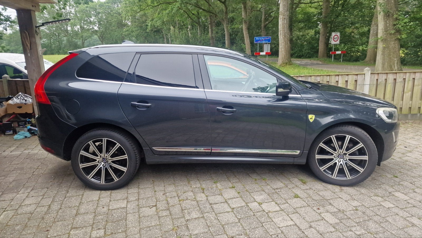 Volvo xc60 d5 awd automaat  grijs kenteken marge, Parkeerassistent, 2000 kg, Leder, Bedrijf