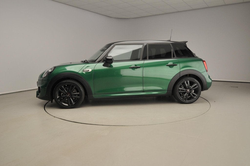 MINI 5-deurs Cooper JCW Uitvoering / Sportstoelen / LED / Ha, Auto's, Mini, Voorwielaandrijving, 12 maanden, Gebruikt, Origineel Nederlands