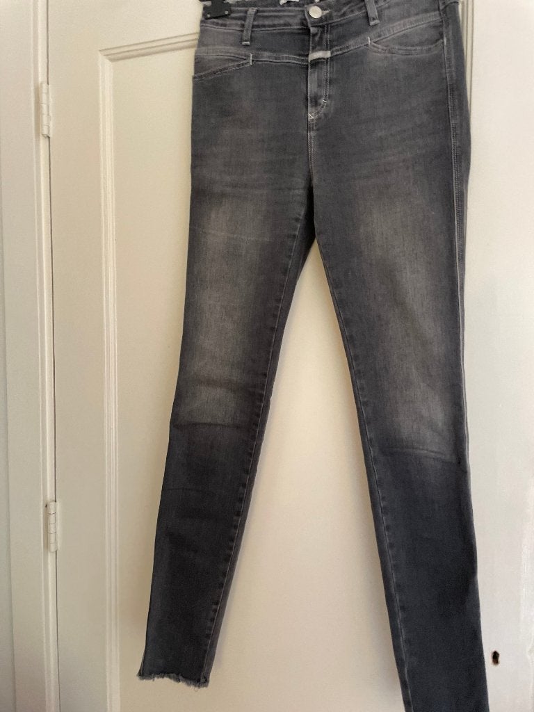 CLOSED Skinny Pusher midgrijs mt 29 lang, Verzenden, Closed, W28 - W29 (confectie 36), Grijs