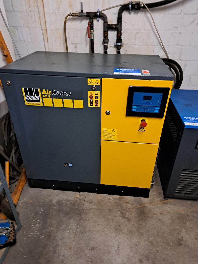 compressor compleet, Doe-het-zelf en Verbouw, Compressors, Ophalen, Zo goed als nieuw, 200 tot 400 liter/min, Geluidgedempt