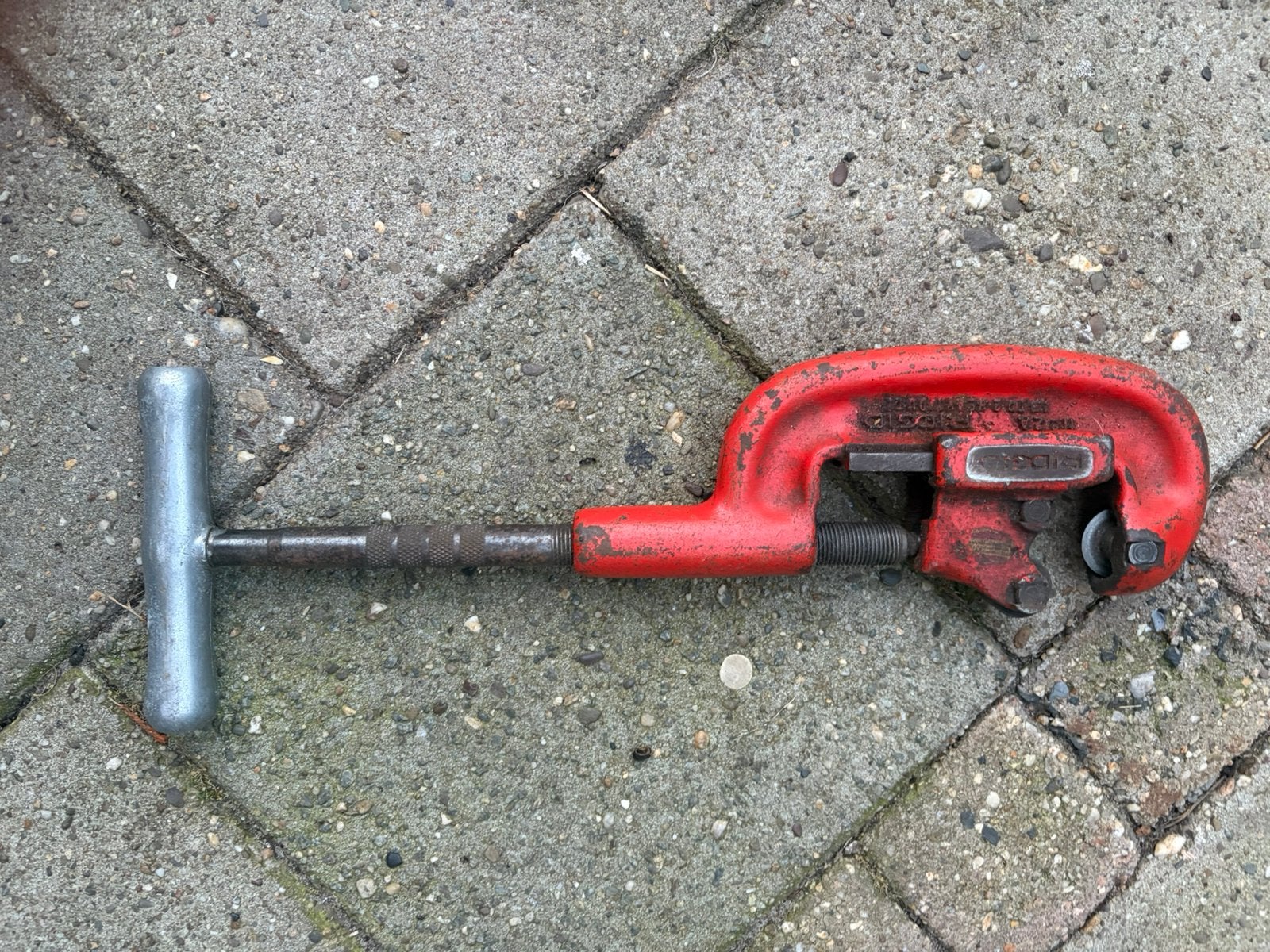 Pijpensnijder Ridgid 2A, Ophalen, Gebruikt