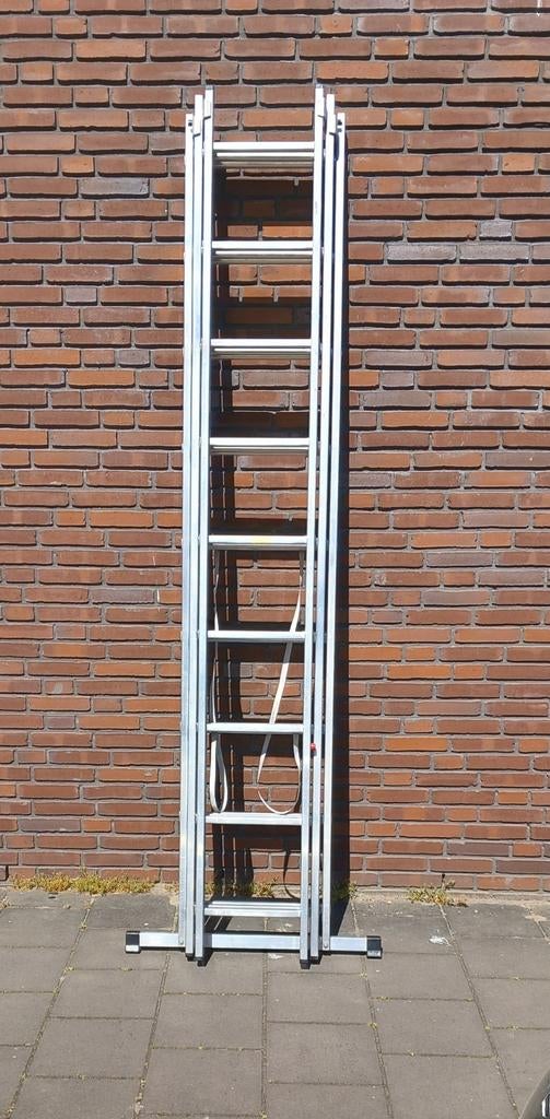 Driedelige aluminium ALPE reformladder, 3 x 9 treden., Ophalen