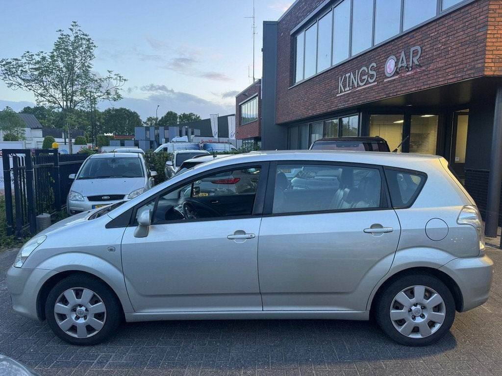 Toyota Verso 1.8 VVT-i Sol 7PERS AUTOMAAT LEDER CLIMA TREKHA, Gebruikt, 4 cilinders, 129 pk, 7 stoelen