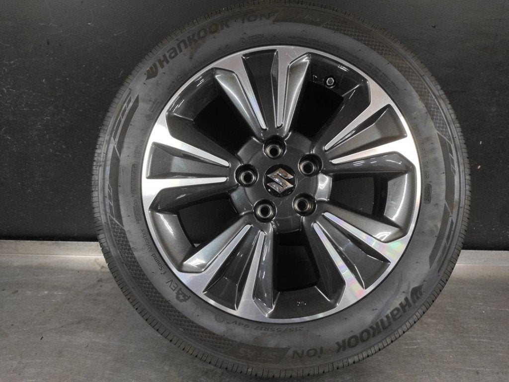 Velgen set + banden Suzuki Vitara 2019 (215-55-R17), Banden en Velgen, 17 inch, Ophalen of Verzenden, All Season