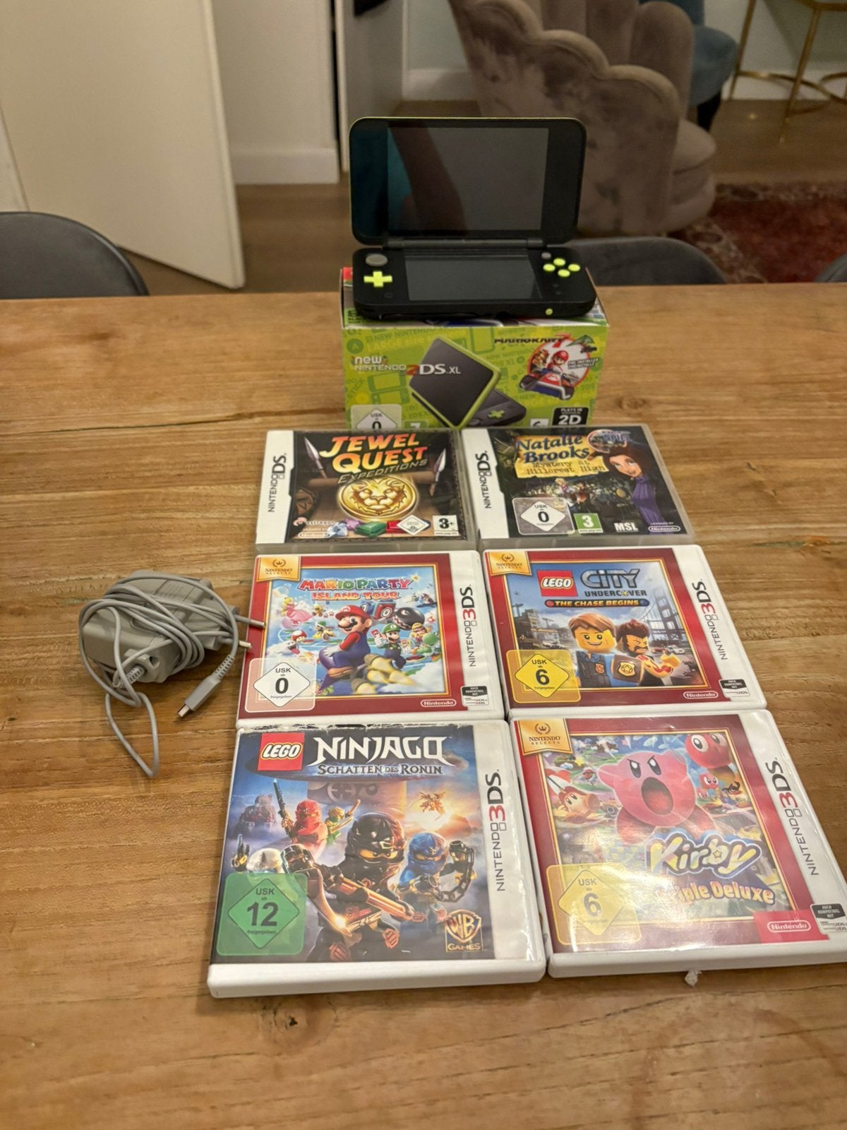 Nintendo New 2DS XL Complete Set – Zo goed als nieuw, Met games, Overige kleuren, 2DS, Ophalen of Verzenden