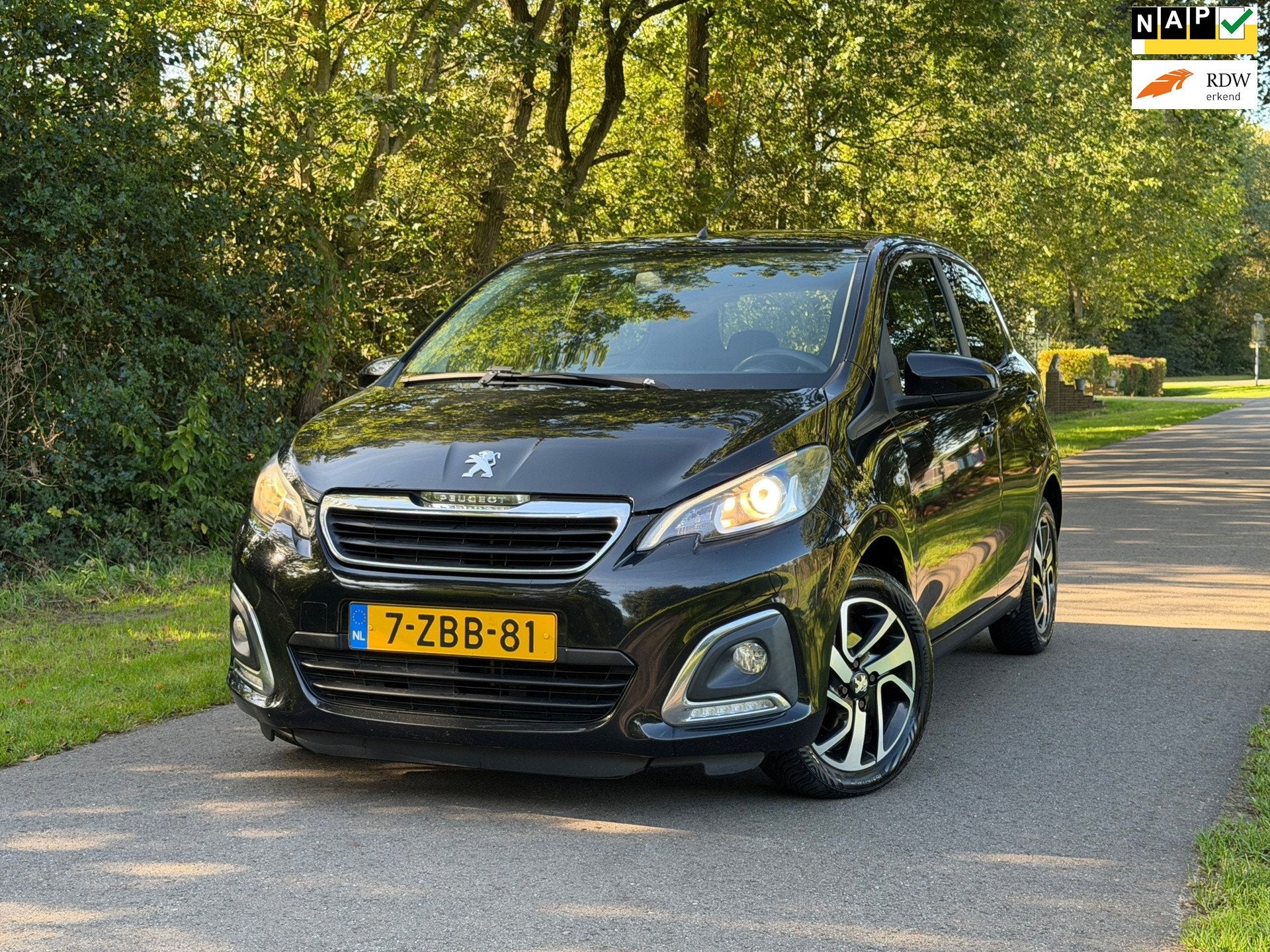 Peugeot 108 1.0 VTi Allure | Automaat + Goed onderhouden + N, Auto's, Euro 5, Stof, Gebruikt, 4 stoelen