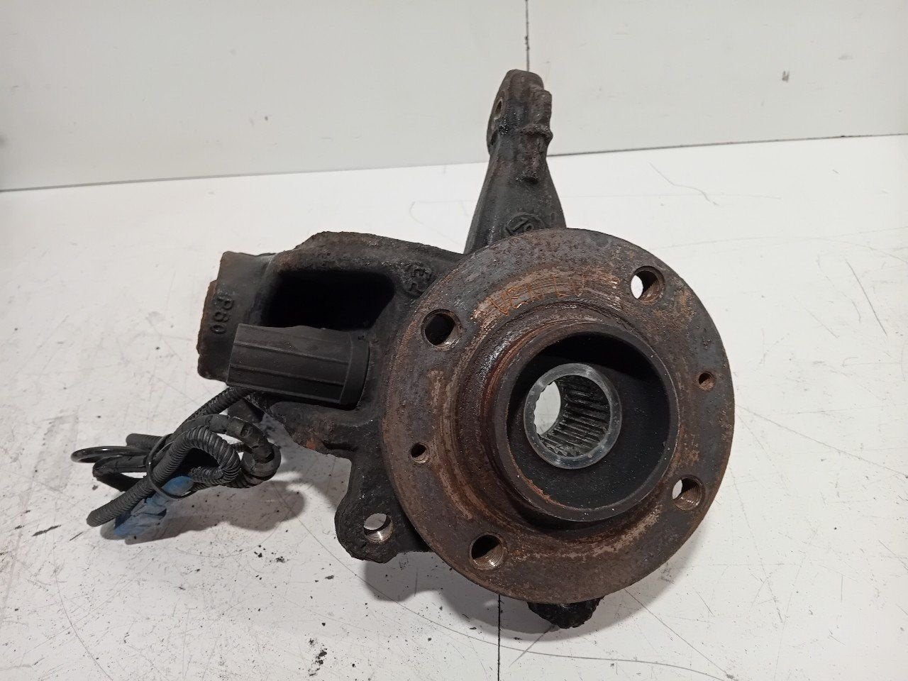 Wielnaaf links voor Opel Crossland, Auto-onderdelen, Onderdelen@venauto.nl, Van der Ven Autorecycling B.V., Gebruikt, Ettenseweg 76, 4706 PB Roosendaal, The Netherlands