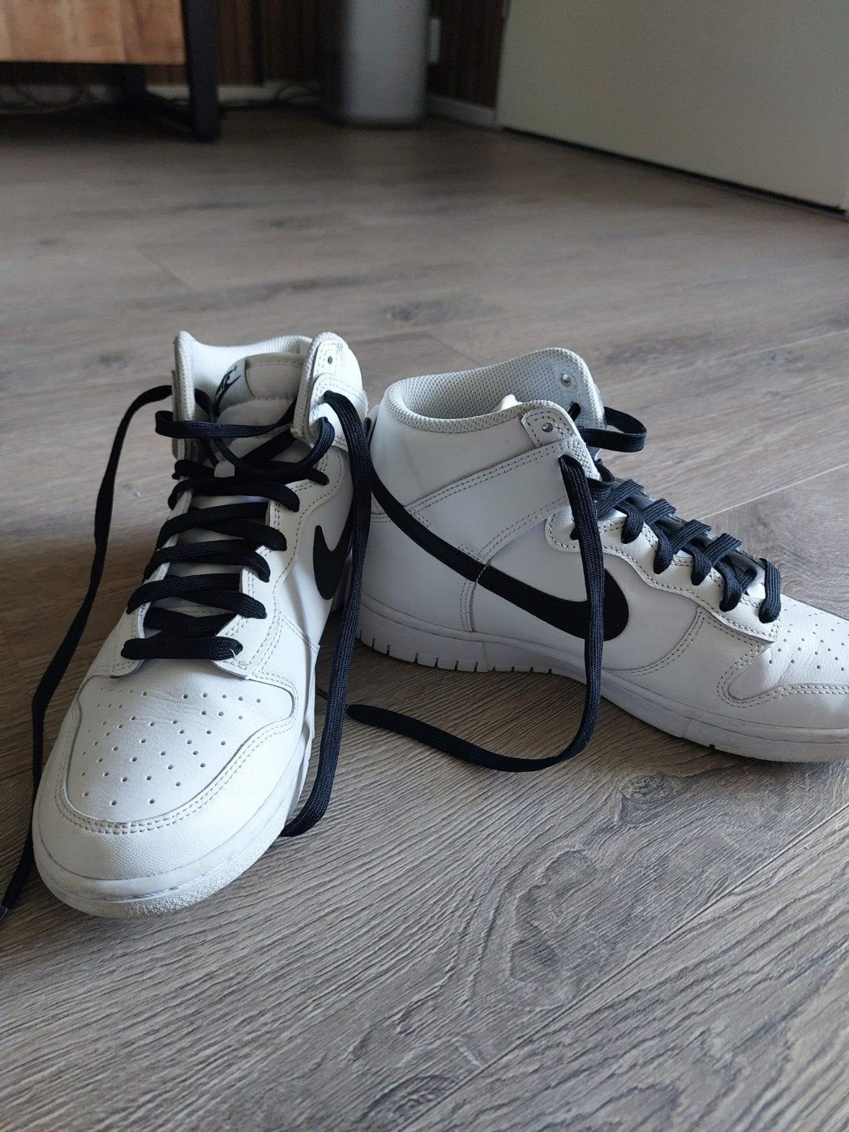 Nike Dunk High Sneakers Wit Zwart, Kleding | Dames, Schoenen, Gedragen, Sneakers of Gympen, Wit, Ophalen of Verzenden